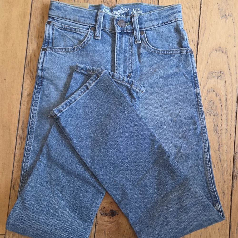 Wrangler Retro Slim Straight Jeans - Picture 3 of 3